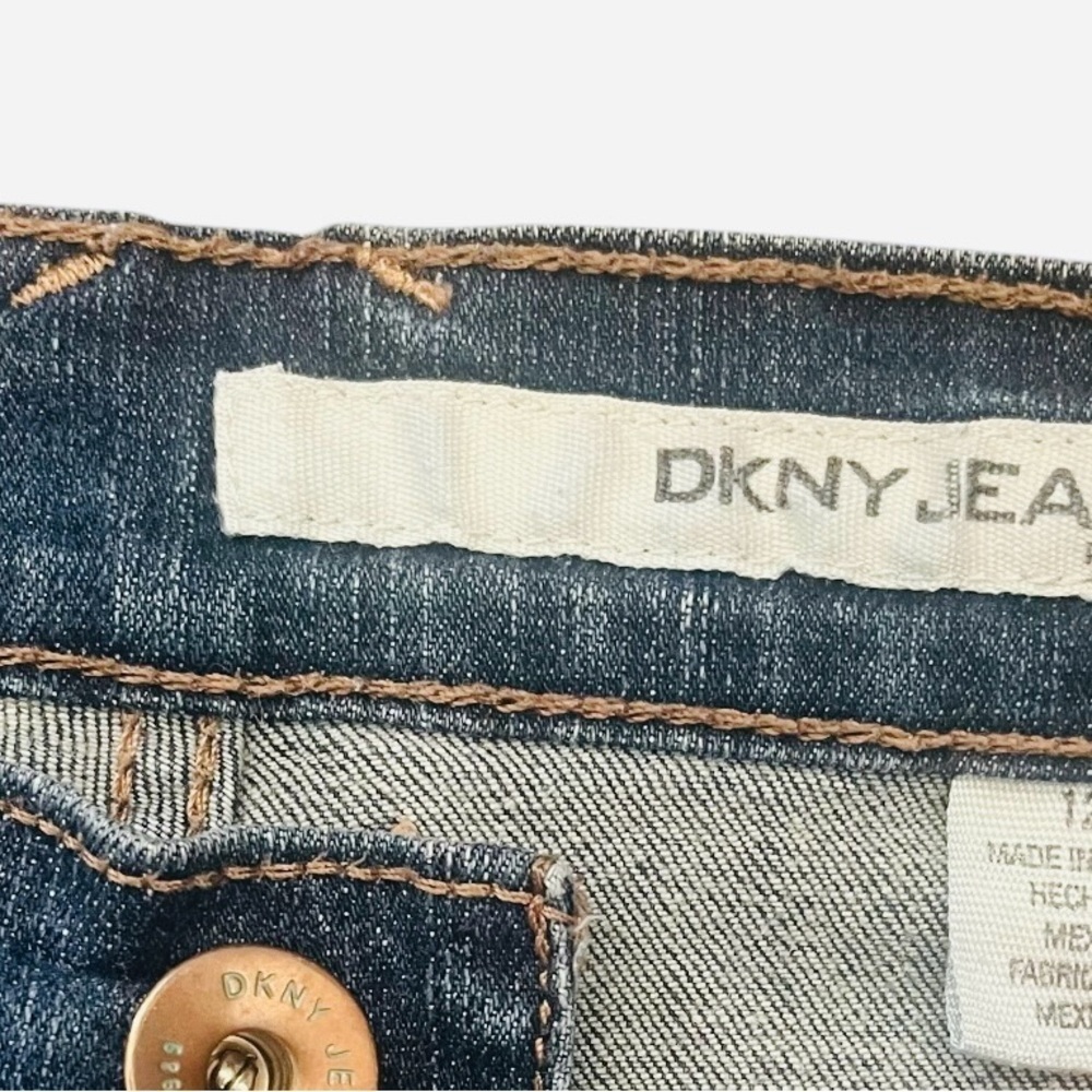DKNY Ludlow denim blue jeans petites 12R 5 pocket design zipper button stretchy - Picture 11 of 16